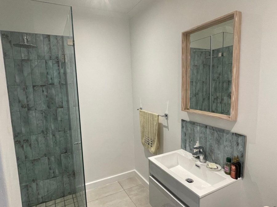 To Let 2 Bedroom Property for Rent in Capri Western Cape